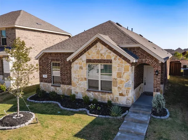 $2,395 | 1520 Saratoga Avenue, Celina, TX 75009
