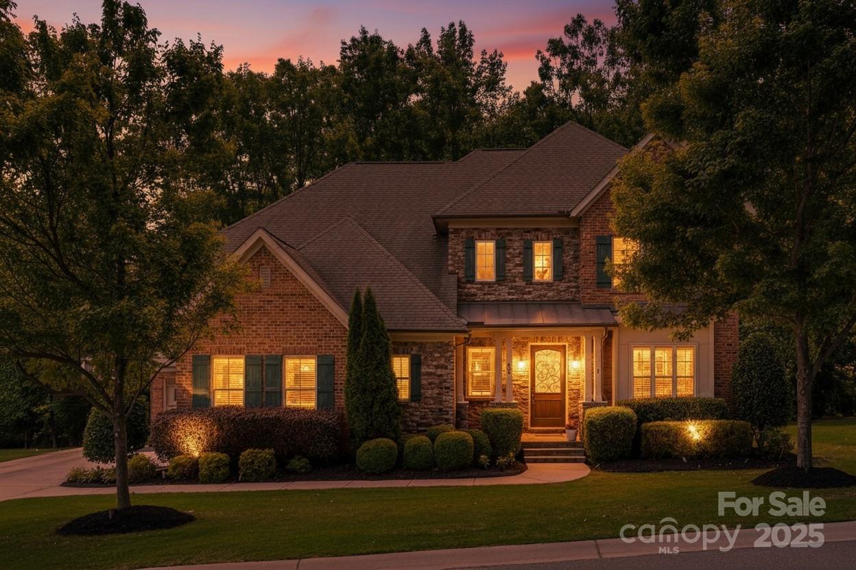 618 Chase Court Fort Mill, SC 29708 - Photo 2 of 48 a front view of a house