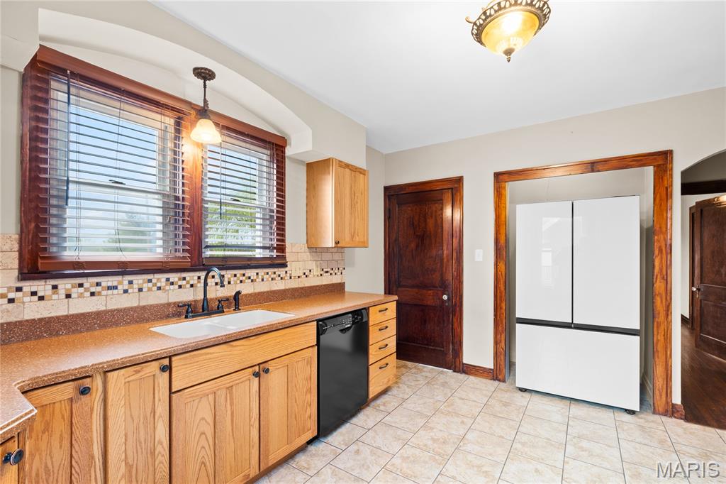 412 Park Street Waterloo, IL 62298 - Photo 13 of 56