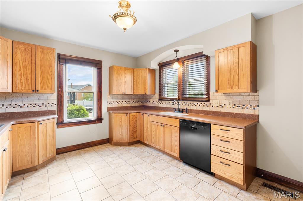 412 Park Street Waterloo, IL 62298 - Photo 14 of 56