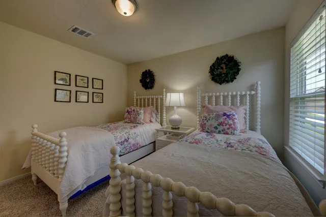 $325,000 | 1009 Old Vine Road, Brenham, TX 77833