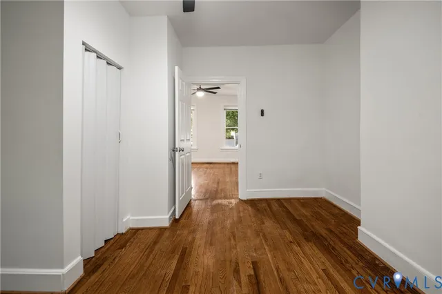 a view of livingroom with furniture and windows