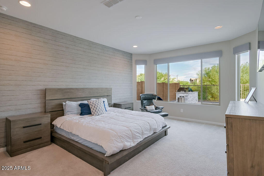 22011 North 34th Way Phoenix, AZ 85050 - Photo 21 of 57 Main Floor Primary Room