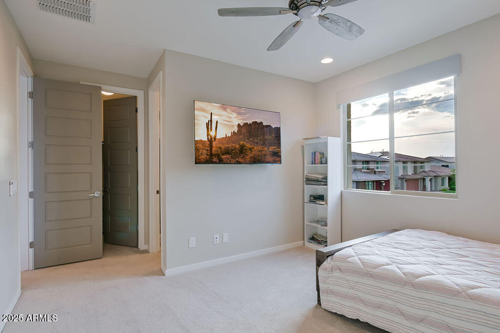 22011 North 34th Way Phoenix, AZ 85050 - Photo 31 of 57 Guest Suite