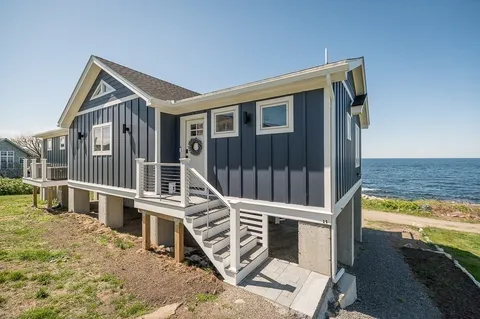 a view of deck with patio