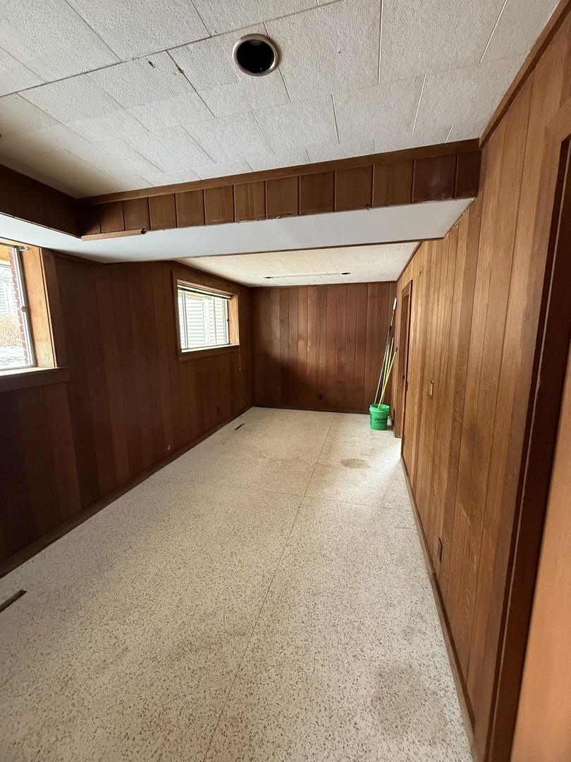 777 South Main Street, Unit ALL Princeton, IL 61356 - Photo 15 of 27