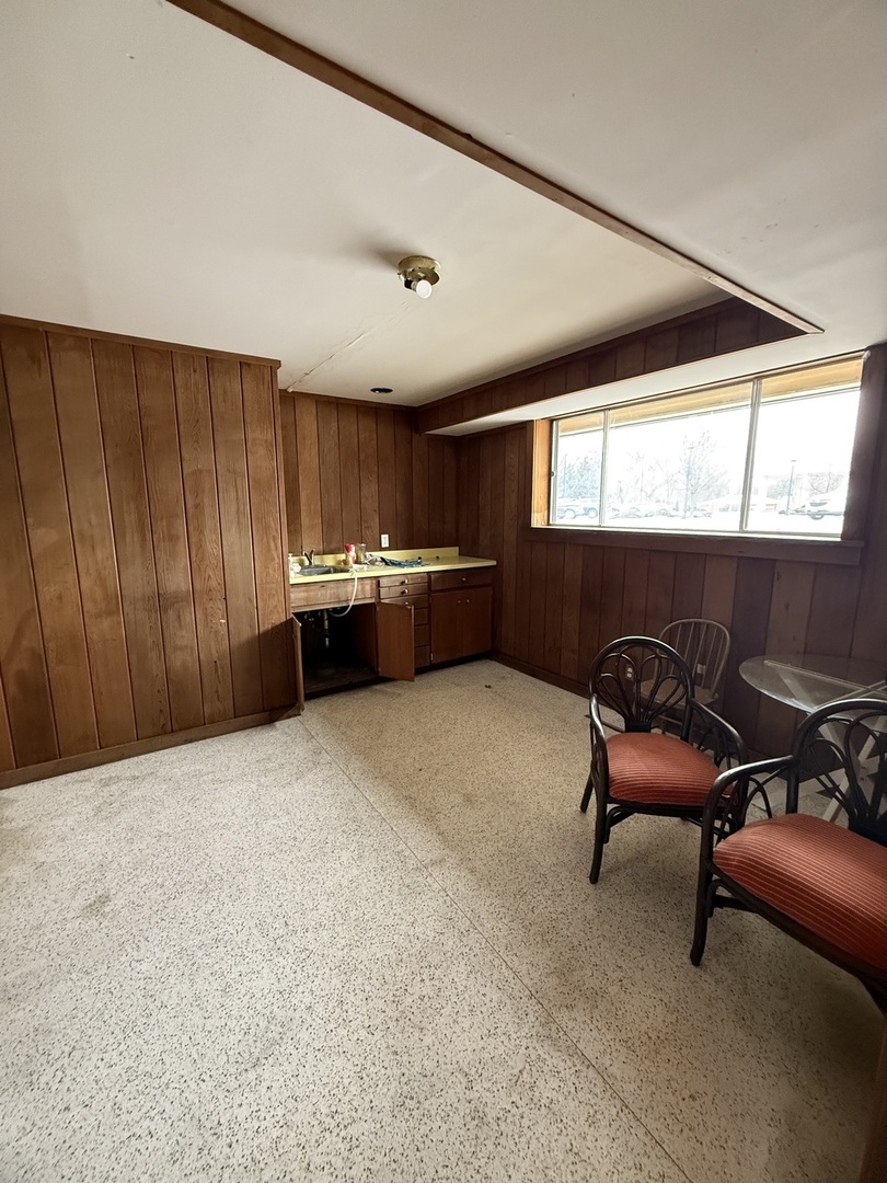 777 South Main Street, Unit ALL Princeton, IL 61356 - Photo 18 of 27