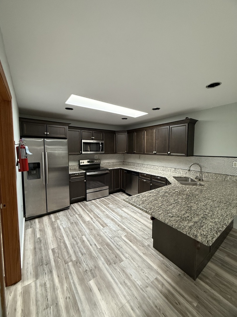 777 South Main Street, Unit ALL Princeton, IL 61356 - Photo 4 of 27