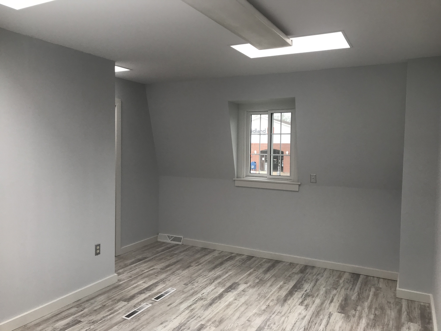 777 South Main Street, Unit ALL Princeton, IL 61356 - Photo 10 of 27