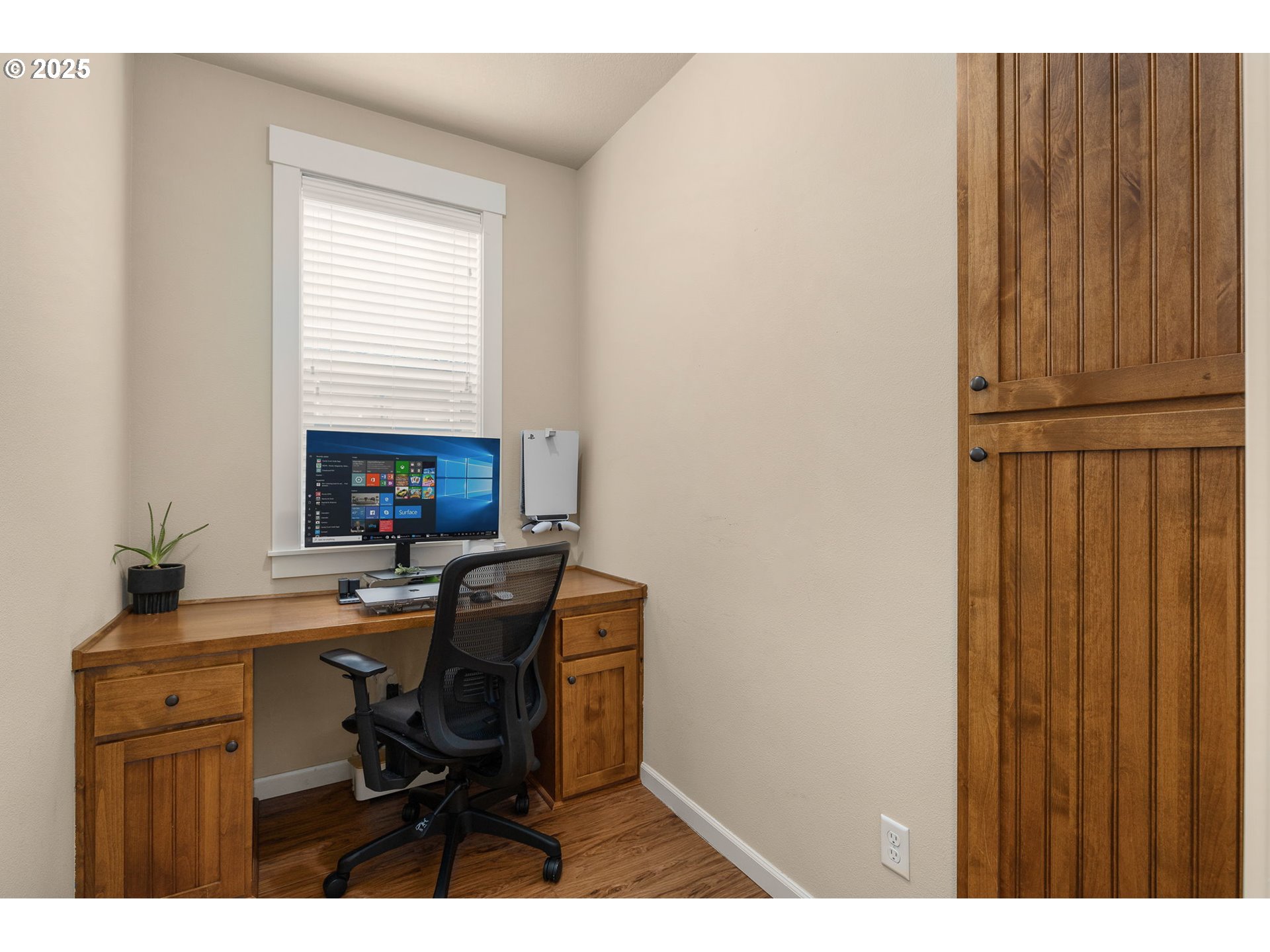 17760 Southwest Robert Lane Beaverton, OR 97078 - Photo 28 of 36