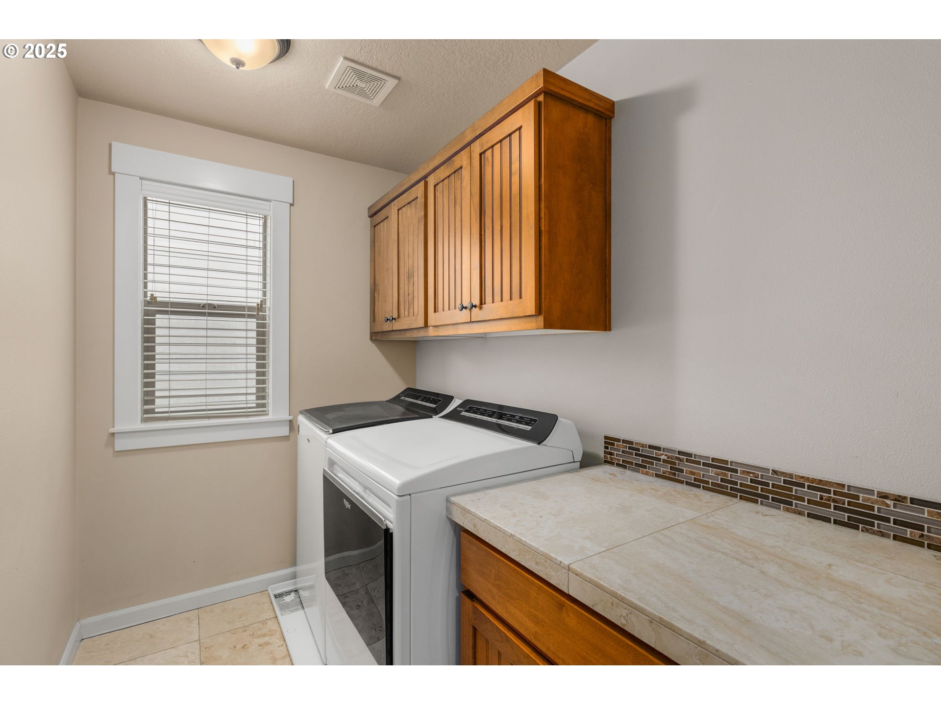 17760 Southwest Robert Lane Beaverton, OR 97078 - Photo 32 of 36