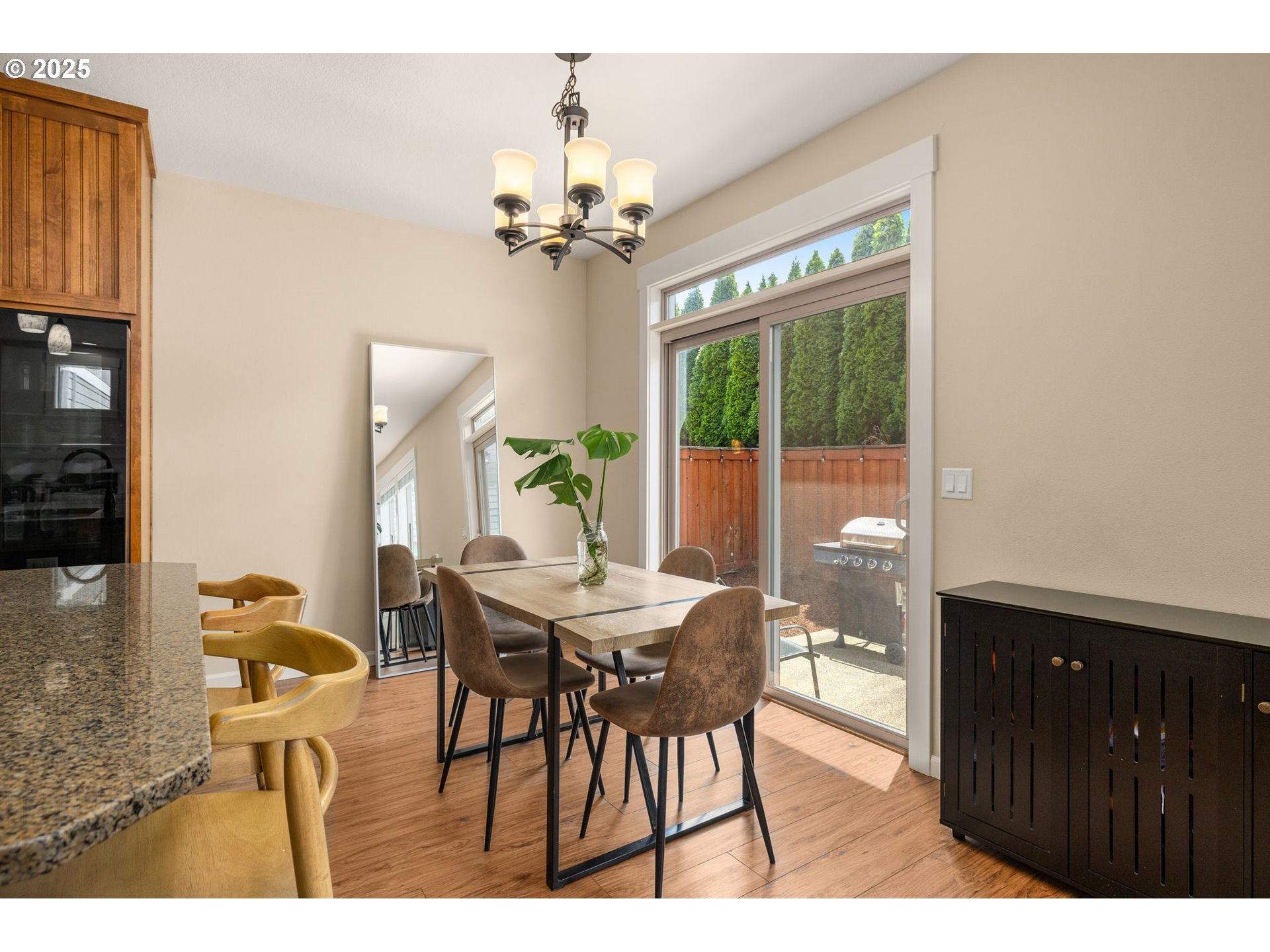 17760 Southwest Robert Lane Beaverton, OR 97078 - Photo 7 of 36