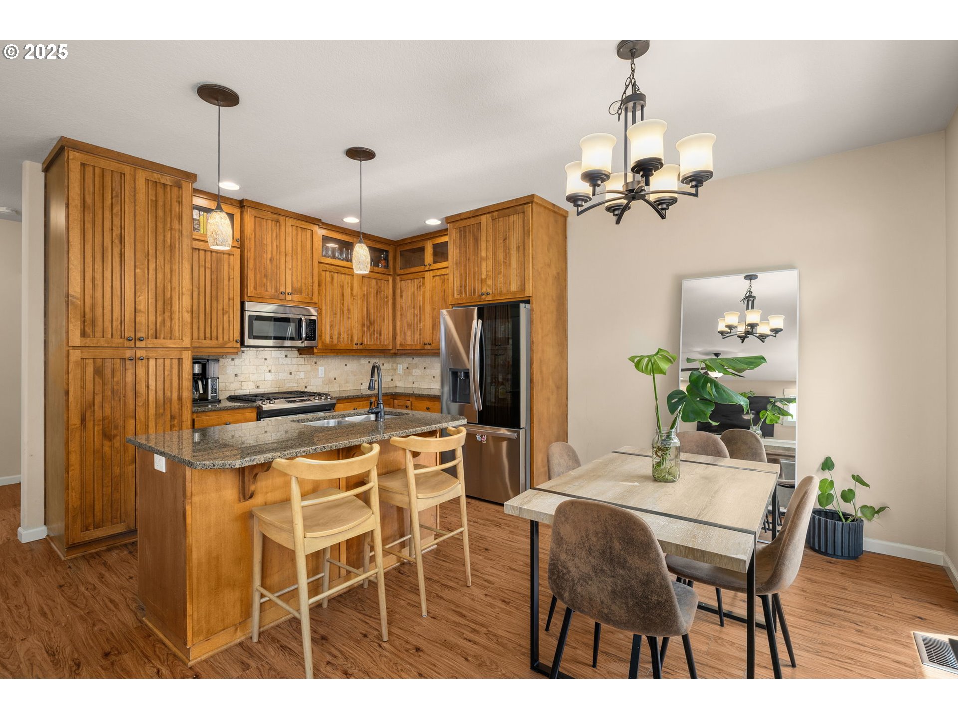 17760 Southwest Robert Lane Beaverton, OR 97078 - Photo 8 of 36