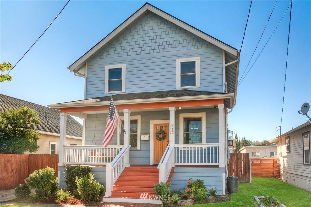 243 Wells Avenue North Renton, WA 98057 - Photo 1 of 34 Gallery Image 1