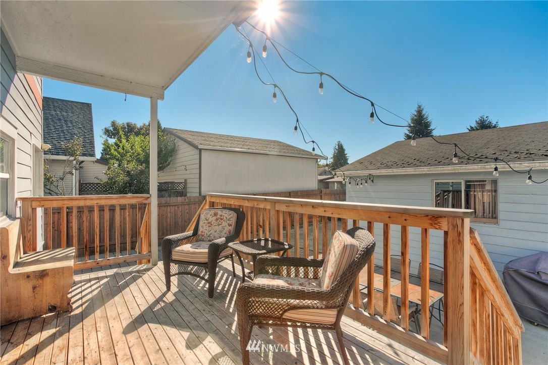 243 Wells Avenue North Renton, WA 98057 - Photo 29 of 34 Gallery Image 29