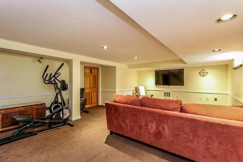 371 Dover Road Westwood, MA 02090 - Photo 31 of 42 Gallery Image 31