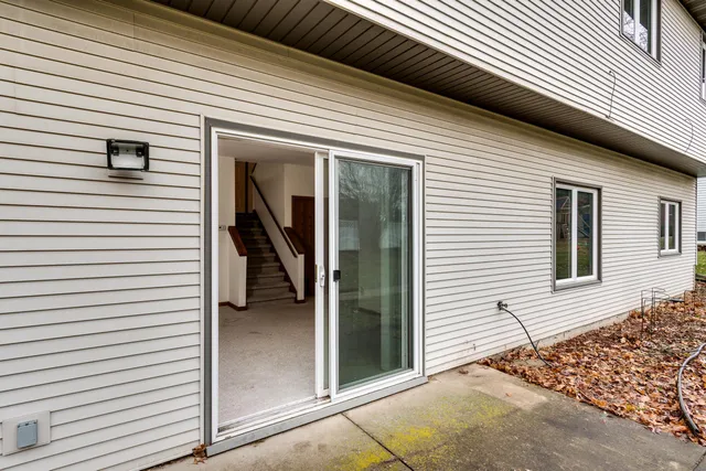 $449,900 | 850 North Perry Parkway, Oregon, WI 53575