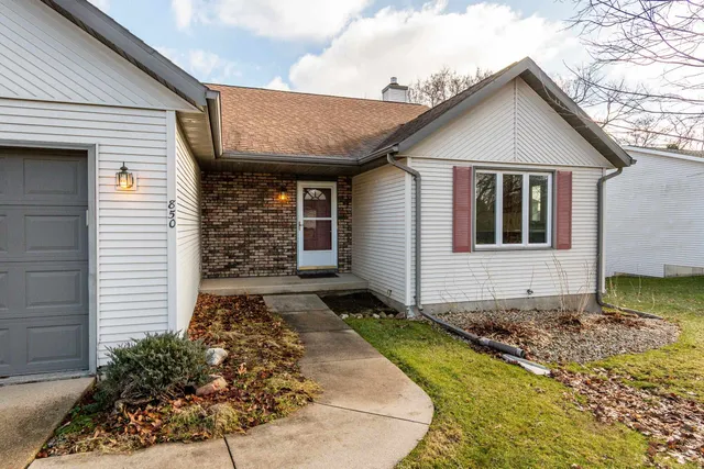 $449,900 | 850 North Perry Parkway, Oregon, WI 53575