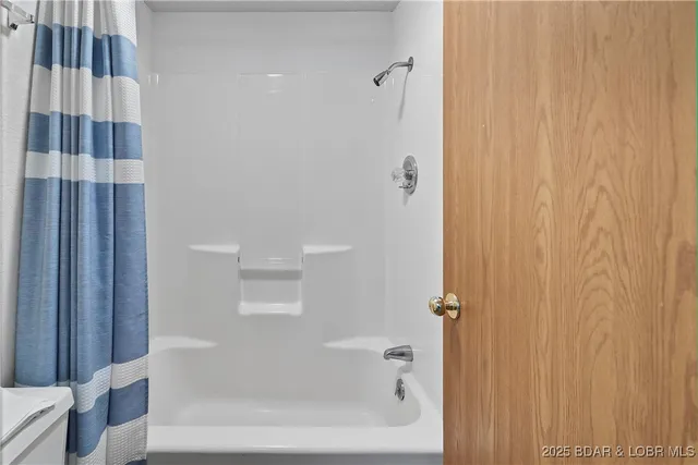 $185,000 | 278 Lone Oak Point, Unit 18, Sunrise Beach, MO 65079