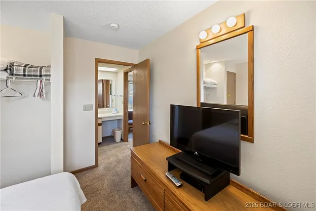 $185,000 | 278 Lone Oak Point, Unit 18, Sunrise Beach, MO 65079