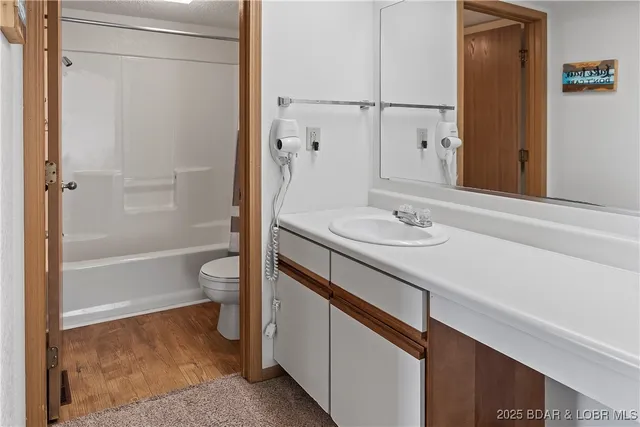 $185,000 | 278 Lone Oak Point, Unit 18, Sunrise Beach, MO 65079