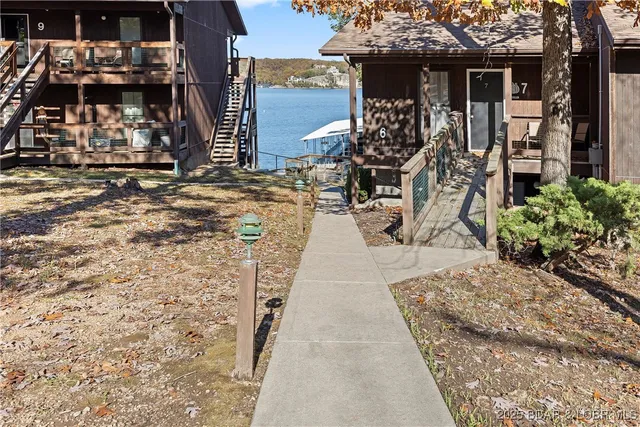 $185,000 | 278 Lone Oak Point, Unit 18, Sunrise Beach, MO 65079