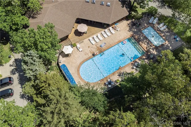 $185,000 | 278 Lone Oak Point, Unit 18, Sunrise Beach, MO 65079