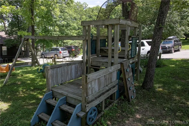 $185,000 | 278 Lone Oak Point, Unit 18, Sunrise Beach, MO 65079