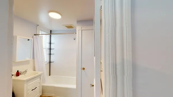 $3,800 | 789 Columbia Road, Unit 3, Boston, MA 02125