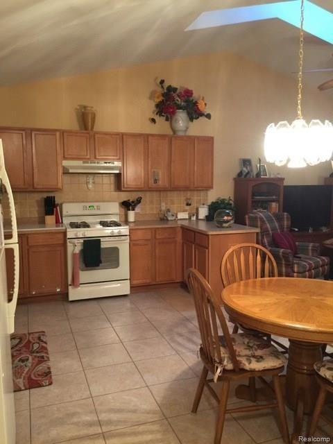 9626 Nook Road, Unit 3 Algonac, MI 48001 - Photo 12 of 26