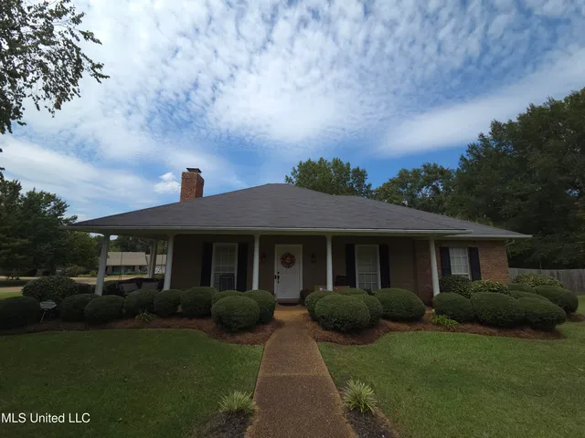 $245,000 | 550 Pecan Boulevard, Brandon, MS 39042