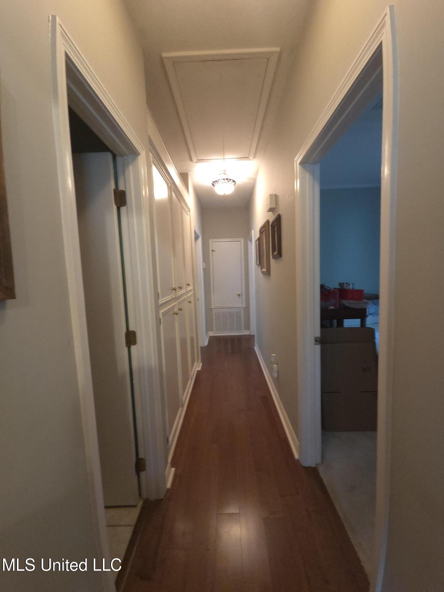 550 Pecan Boulevard Brandon, MS 39042 - Photo 13 of 30 20250814_144146