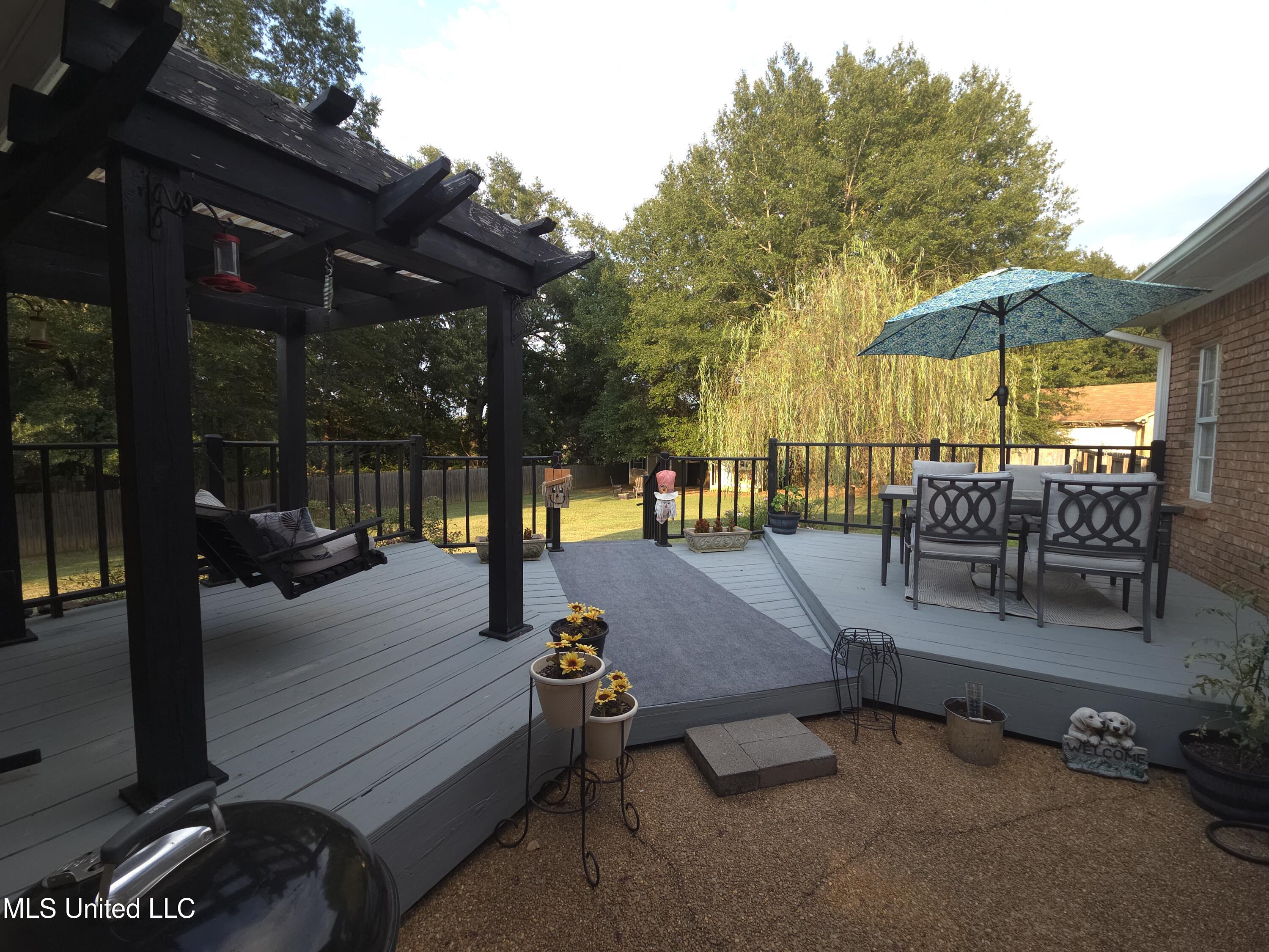 550 Pecan Boulevard Brandon, MS 39042 - Photo 23 of 30 20250827_181424