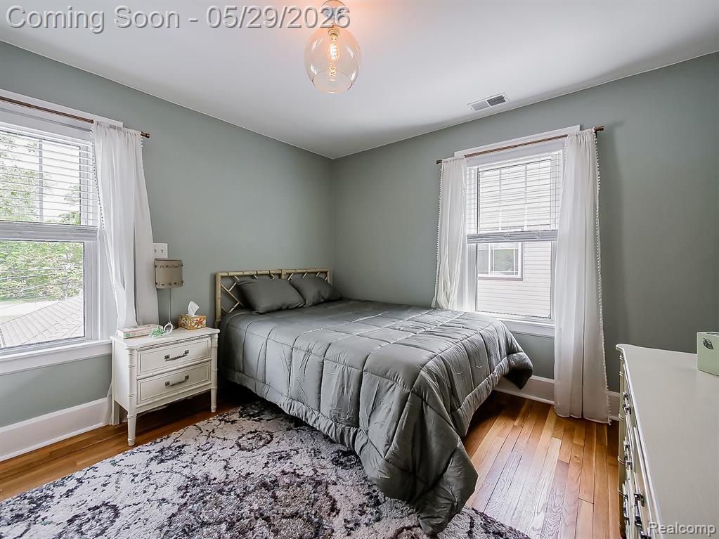 415 Meridan Street Dearborn, MI 48124 - Photo 13 of 35