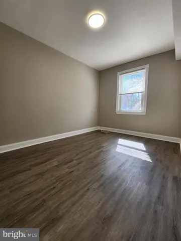 $3,900 | 122 O Street Southwest, Washington, DC 20024