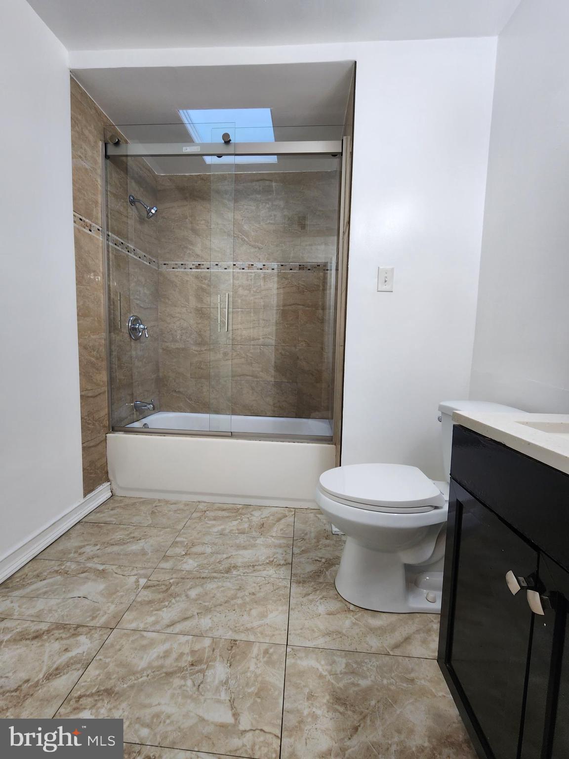 122 O Street Southwest Washington, DC 20024 - Photo 16 of 22 2nd Fl Bath