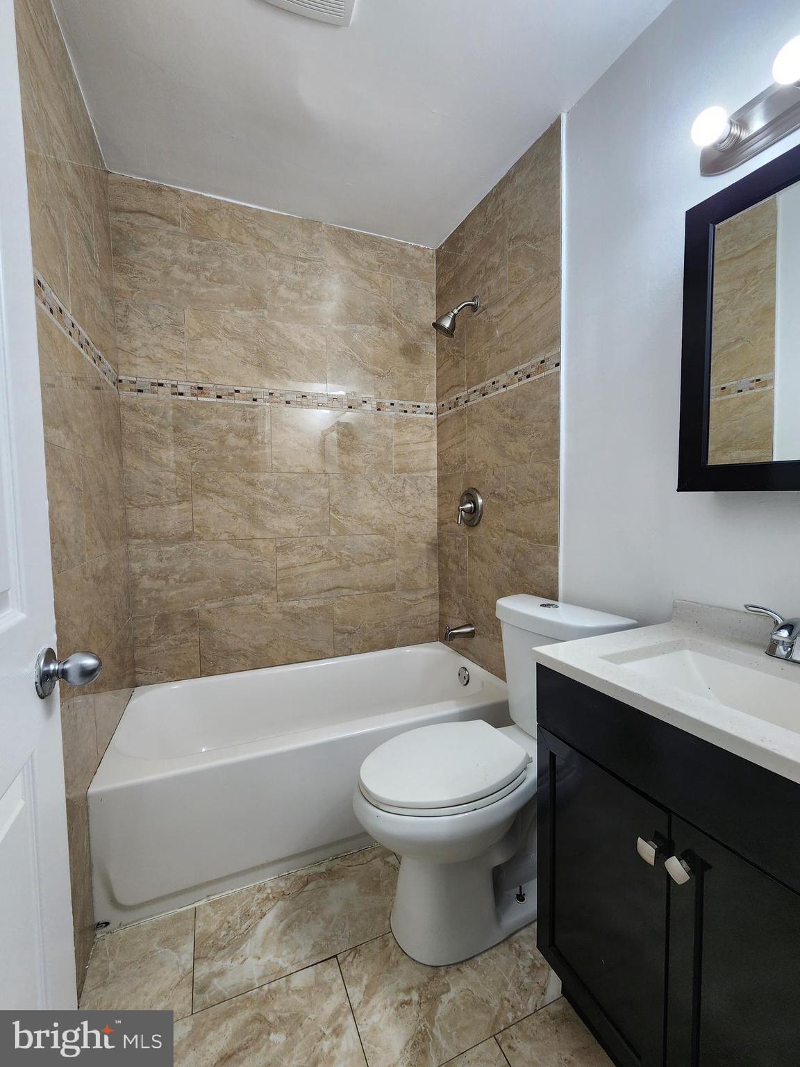 122 O Street Southwest Washington, DC 20024 - Photo 7 of 22 1 st Fl Bath