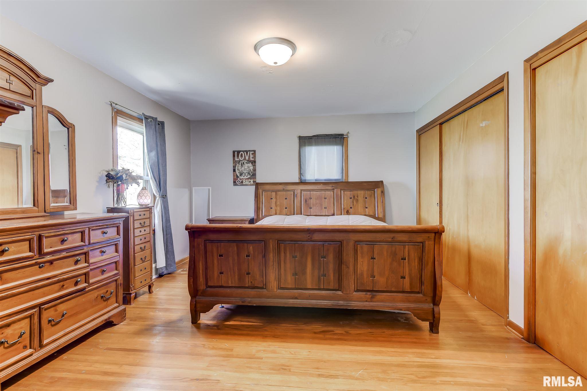 5311 Davis Road Pawnee, IL 62558 - Photo 13 of 34 Gallery Image 13