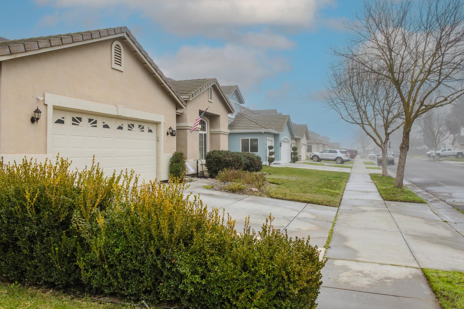 1634 Judith Way Escalon, CA 95320 - Photo 2 of 40 a view of a back yard of the house