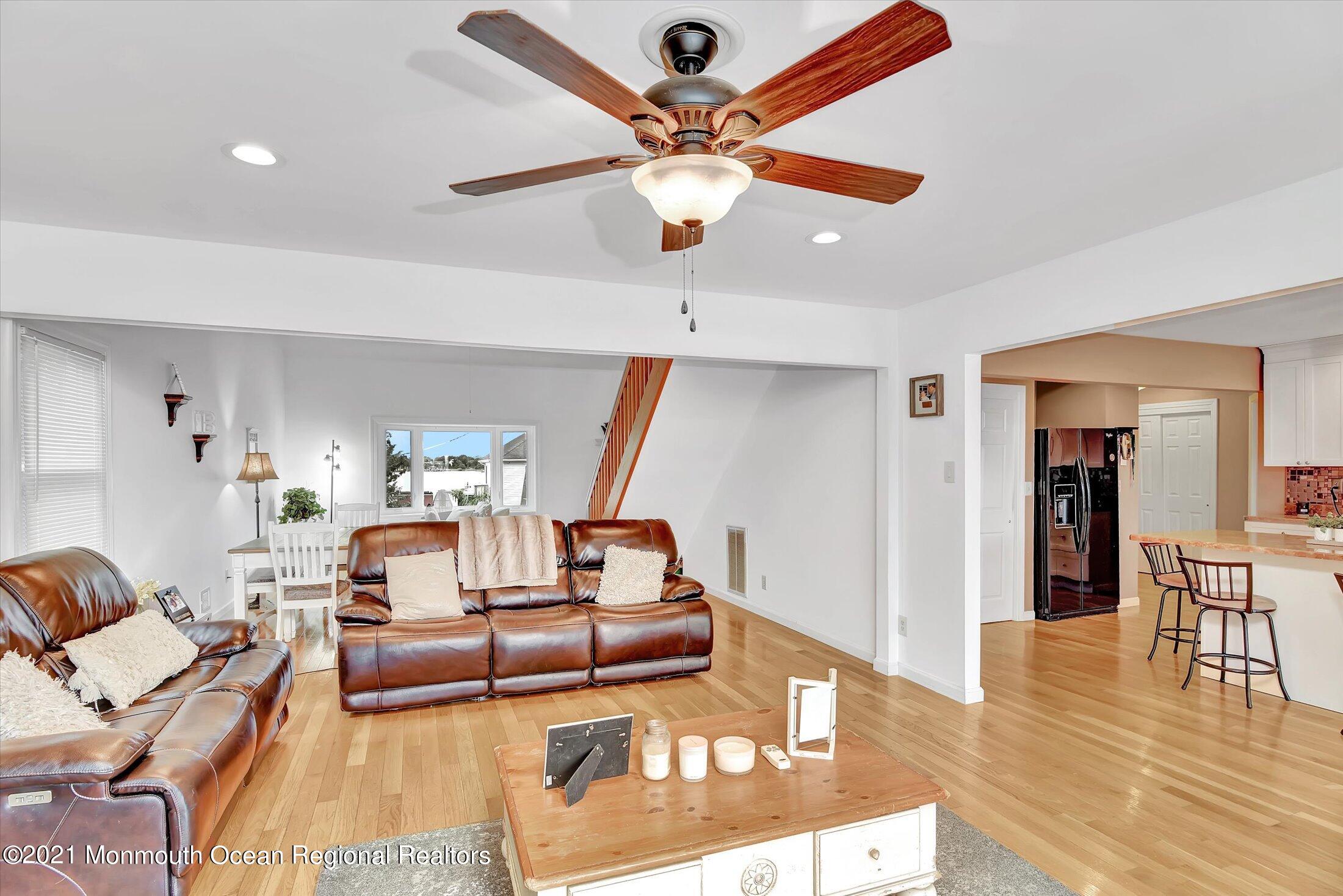 9 Channel Road Toms River, NJ 08753 - Photo 10 of 40 07-Living Room
