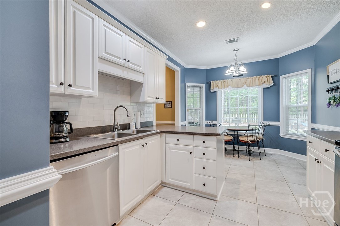 111 Golden Gate Drive Pooler, GA 31322 - Photo 16 of 47 Nice Countertops