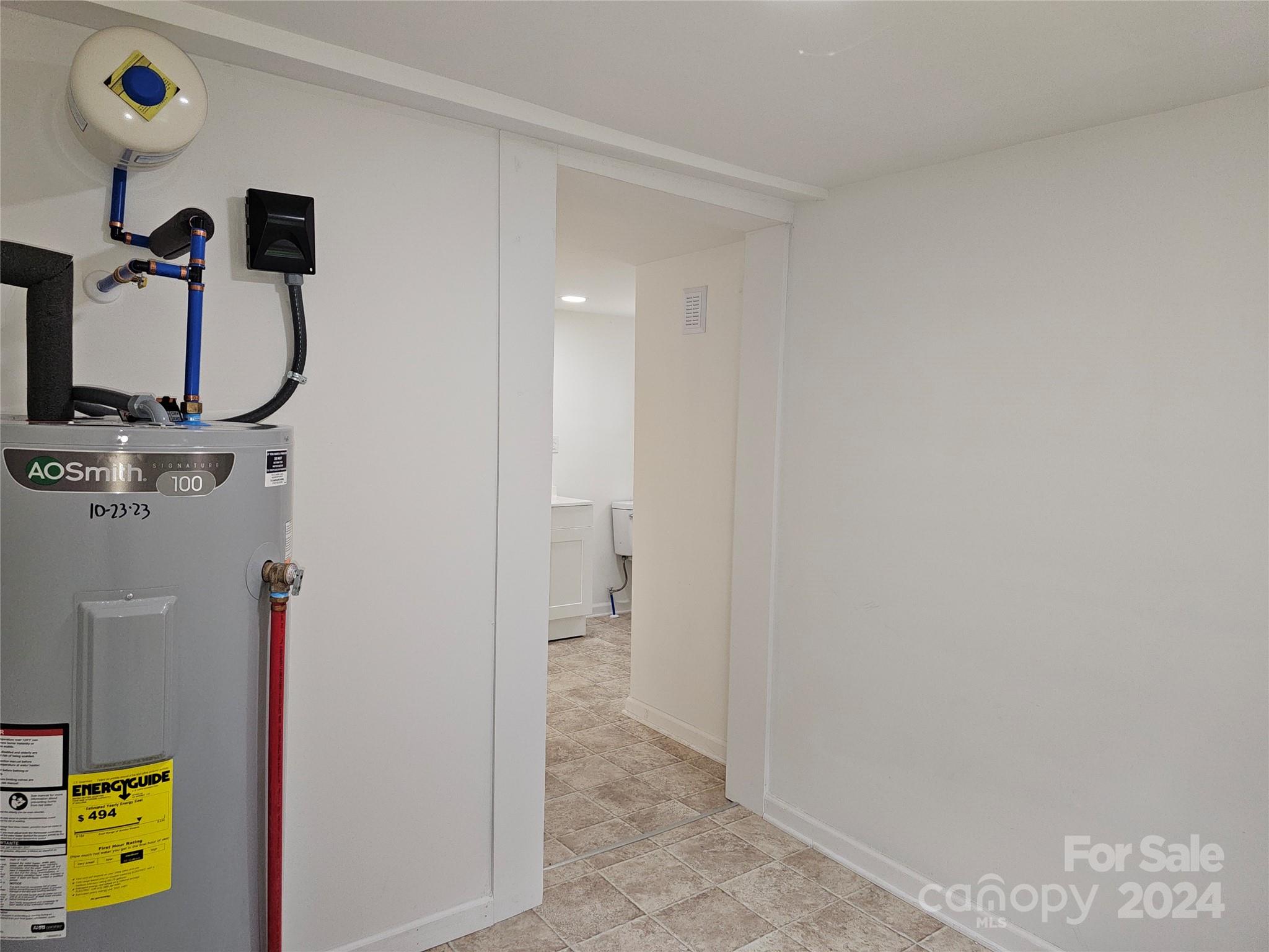 346 Cape Hickory Road Hickory, NC 28601 - Photo 23 of 26 Gallery Image 23
