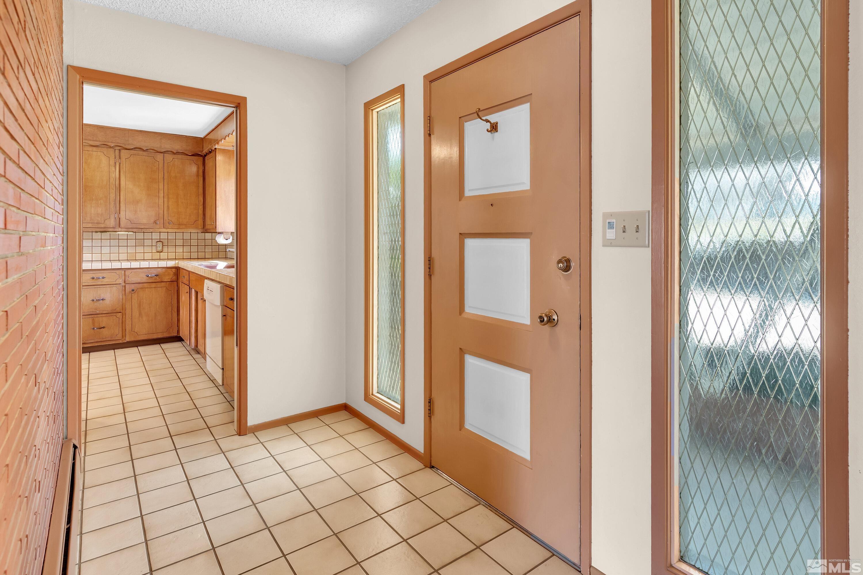 2665 Tamarisk Drive Reno, NV 89502 - Photo 3 of 37 Photo 3