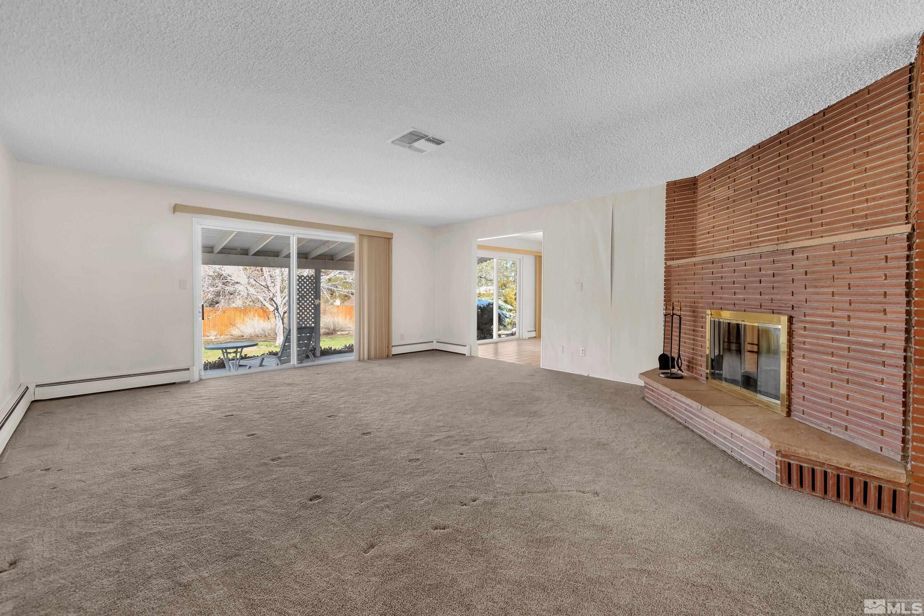 2665 Tamarisk Drive Reno, NV 89502 - Photo 5 of 37 Photo 5
