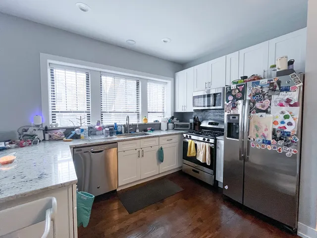$4,350 | 1750 West Summerdale Avenue, Unit 1, Chicago, IL 60640