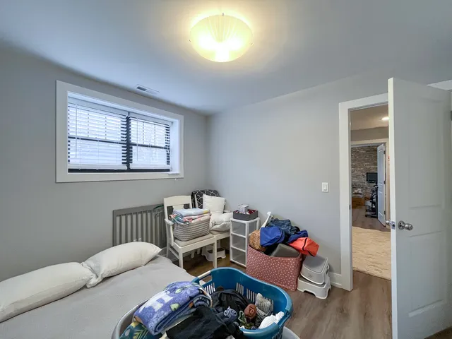 $4,350 | 1750 West Summerdale Avenue, Unit 1, Chicago, IL 60640