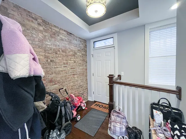 $4,350 | 1750 West Summerdale Avenue, Unit 1, Chicago, IL 60640