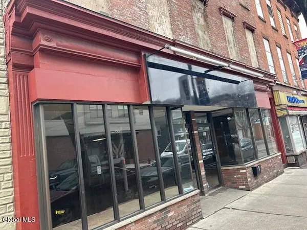 $1,750 | 105 Congress Street, Troy, NY 12180