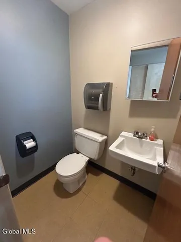 $1,750 | 105 Congress Street, Troy, NY 12180