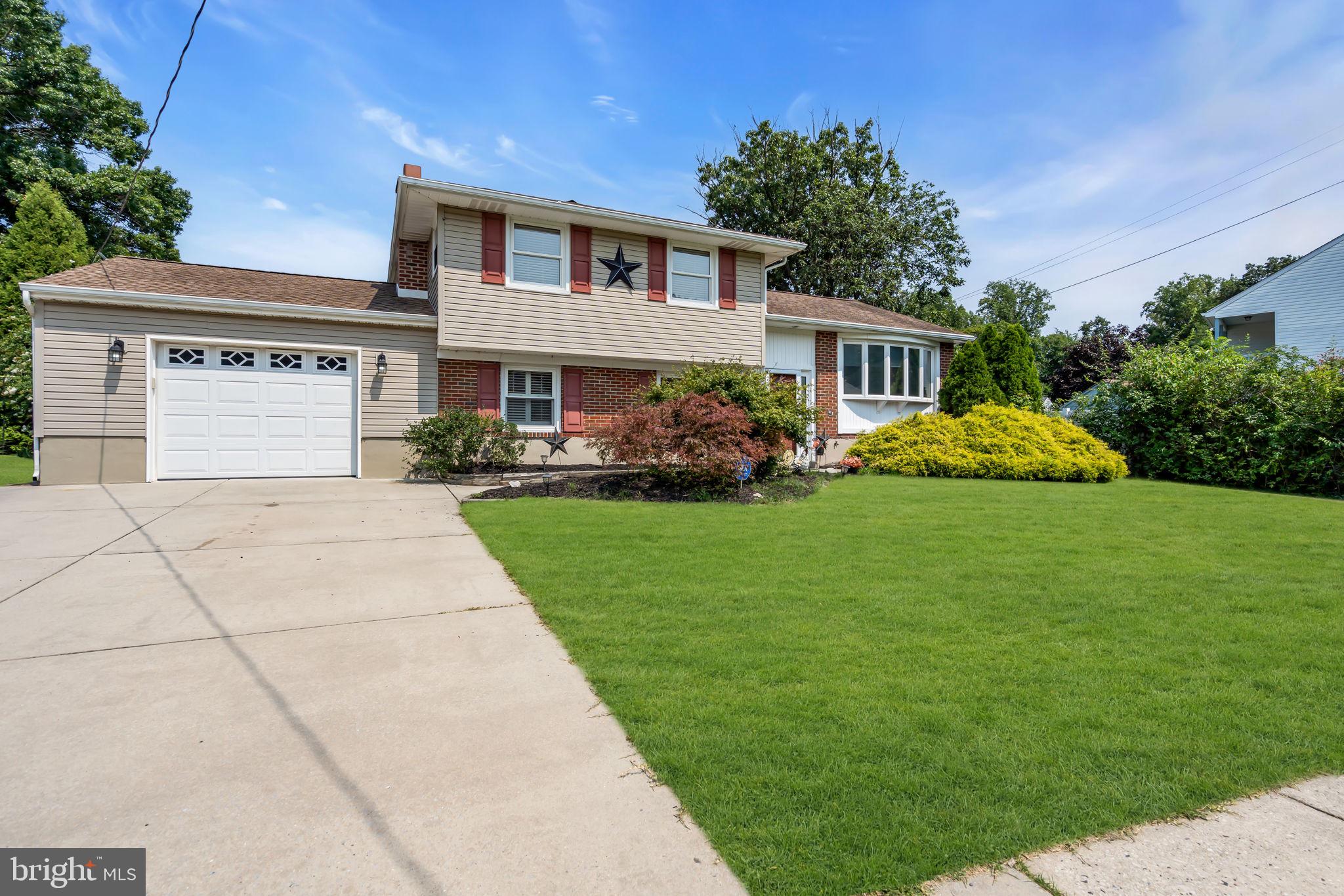 19 Timber Creek Road Stratford, NJ 08084 - Photo 3 of 36 Gallery Image 3